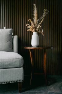 Habiller ses murs avec des panneaux décoratifs : idées et astuces